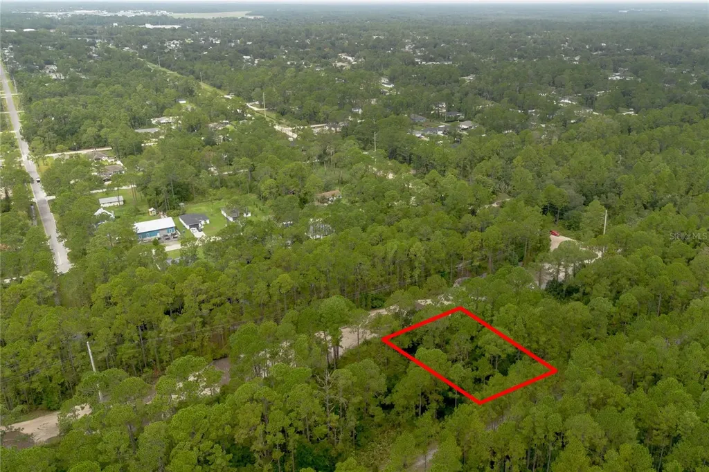 12TH Avenue Deland FL 32724