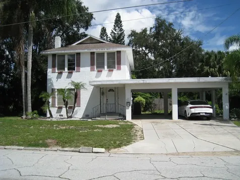 515 Avenue F SE Winter Haven FL 33880