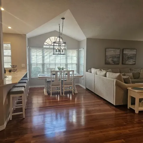 4026 Lyndhurst Court Sarasota FL 34235