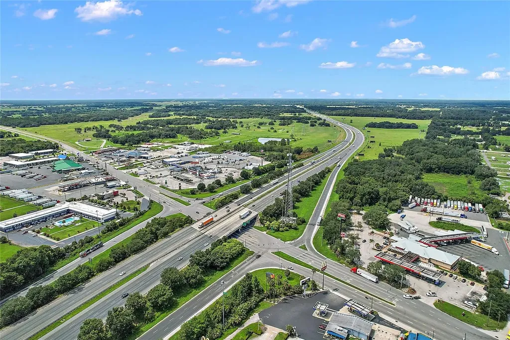 412 E State Road 44 Wildwood FL 34785