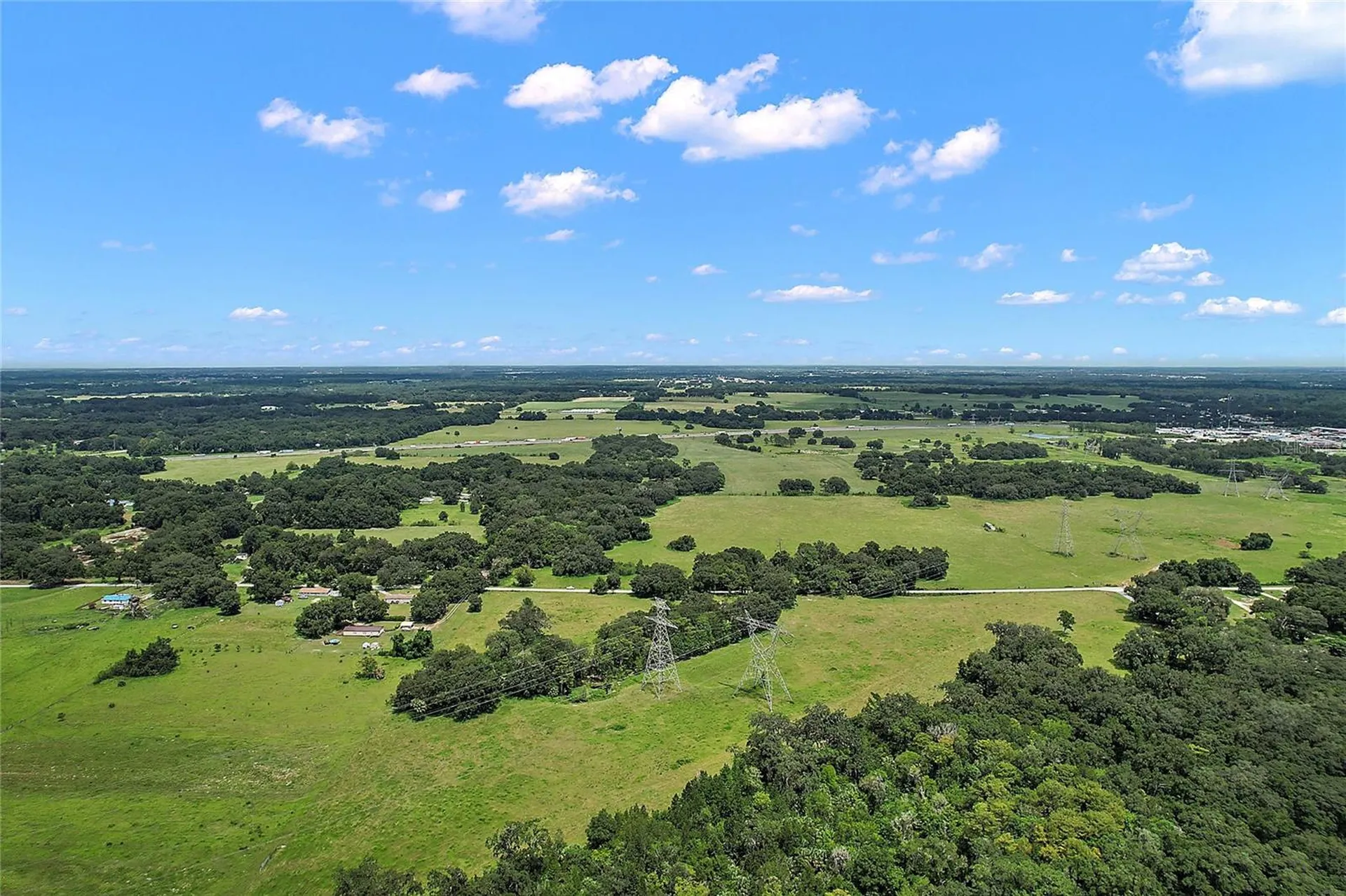 412 E State Road 44 Wildwood FL 34785