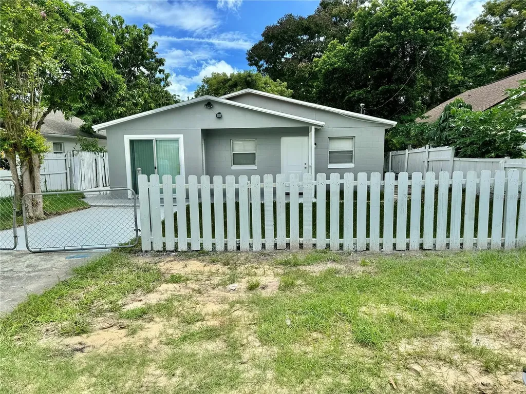 117 N Observatory Drive Orlando FL 32835