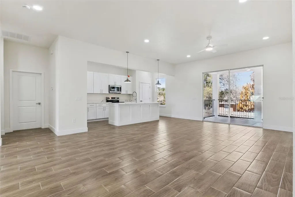1564 Monticello Street Deltona FL 32725
