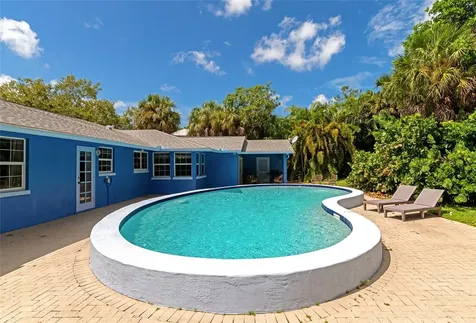 1389 Harbor Drive Sarasota FL 34239