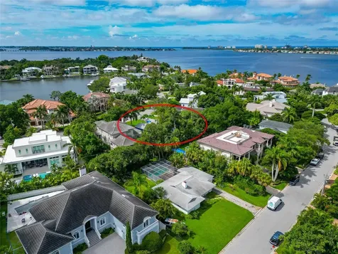 1389 Harbor Drive Sarasota FL 34239