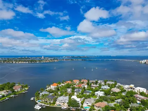 1389 Harbor Drive Sarasota FL 34239