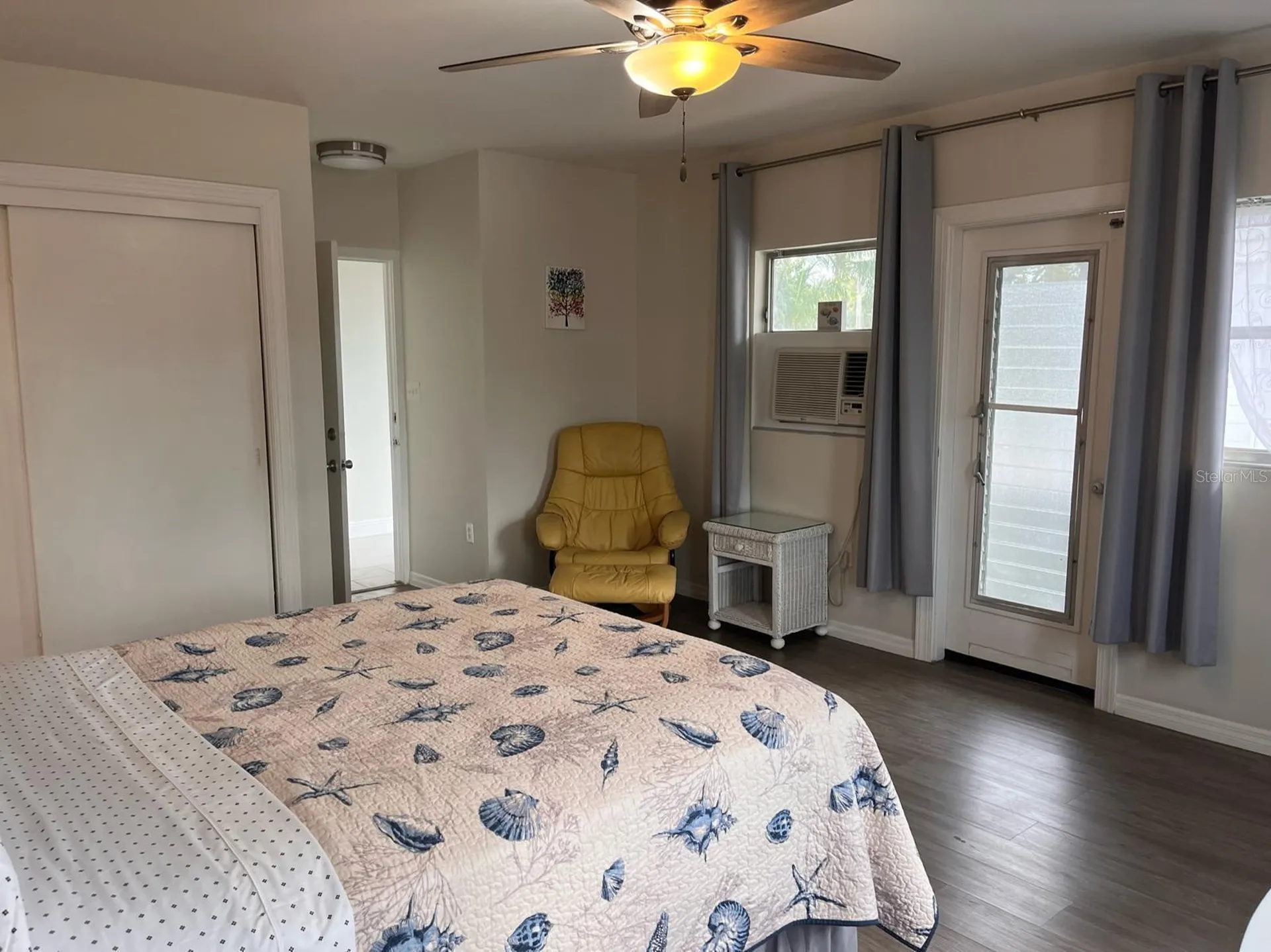 1901 Hyde Park Street Sarasota FL 34239
