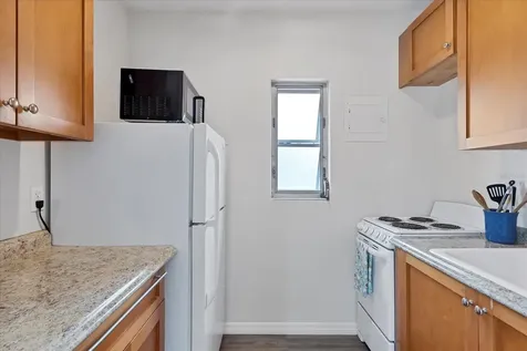 1901 Hyde Park Street Sarasota FL 34239