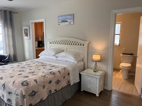 1901 Hyde Park Street Sarasota FL 34239