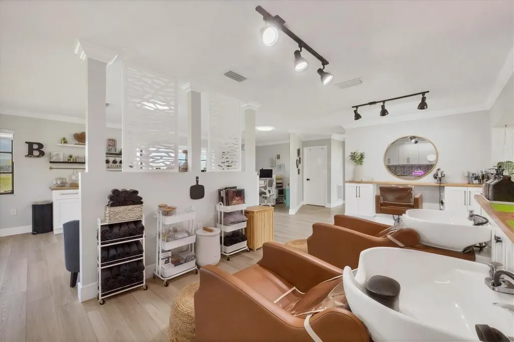 3789 S Access Road Englewood FL 34224