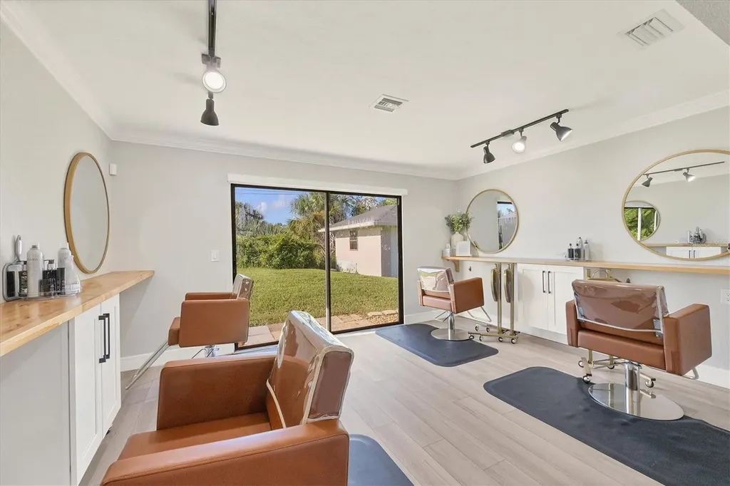 3789 S Access Road Englewood FL 34224