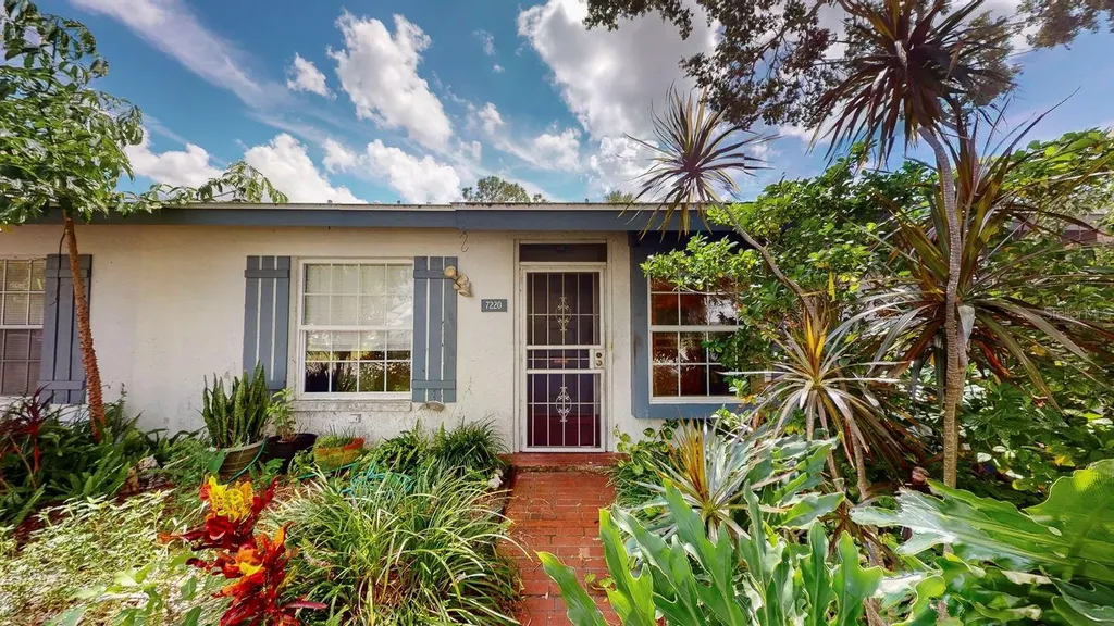 7220 Parkside Villas Drive St Petersburg FL 33709