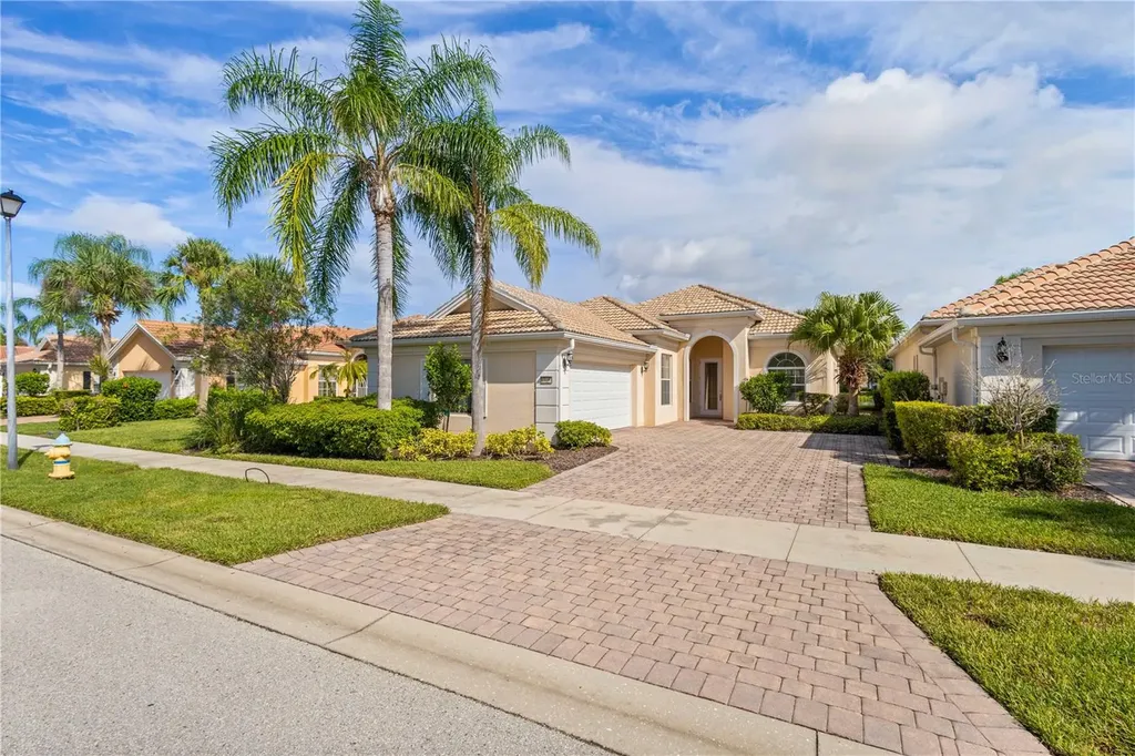 13180 Ipolita Street Venice FL 34293