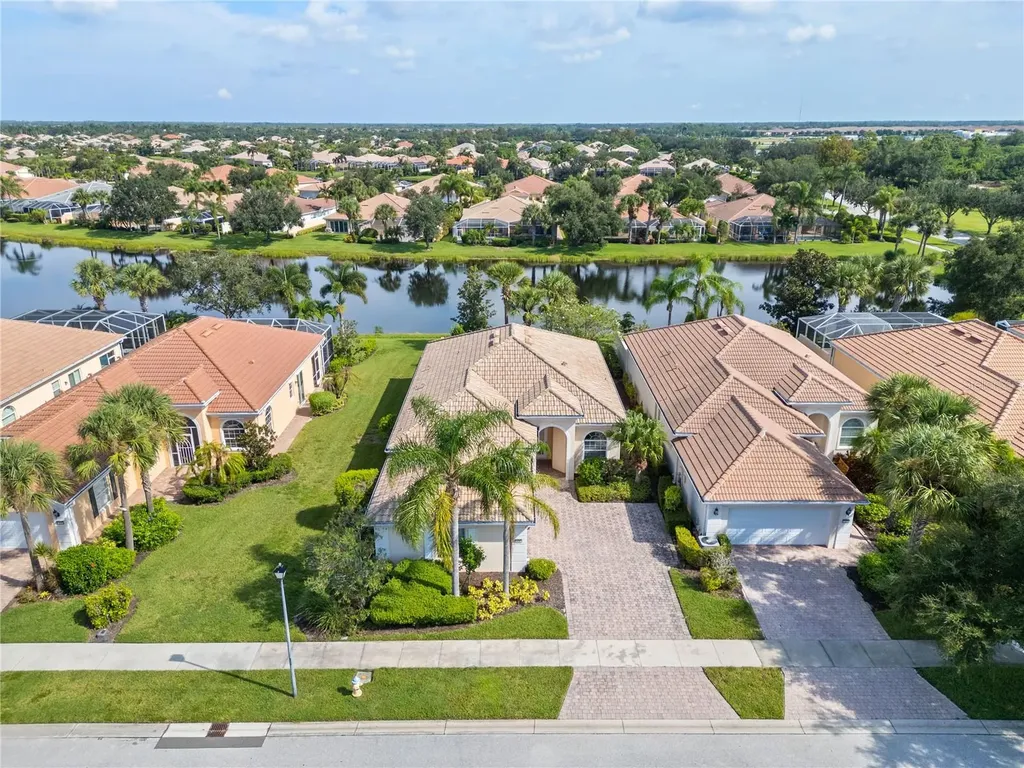 13180 Ipolita Street Venice FL 34293