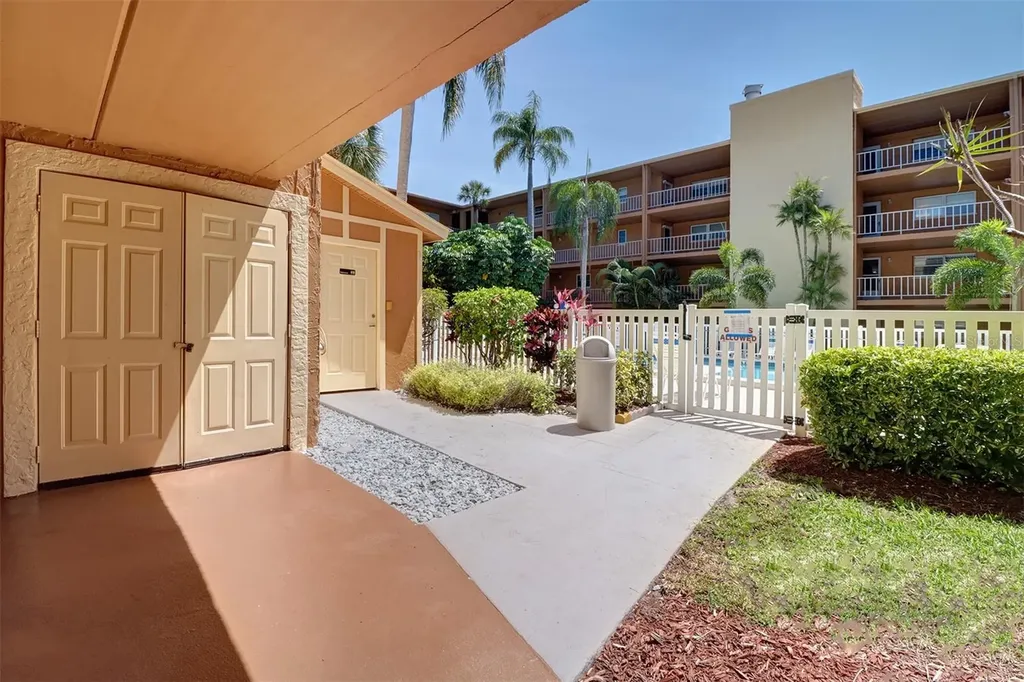 12760 Indian Rocks Road Largo FL 33774