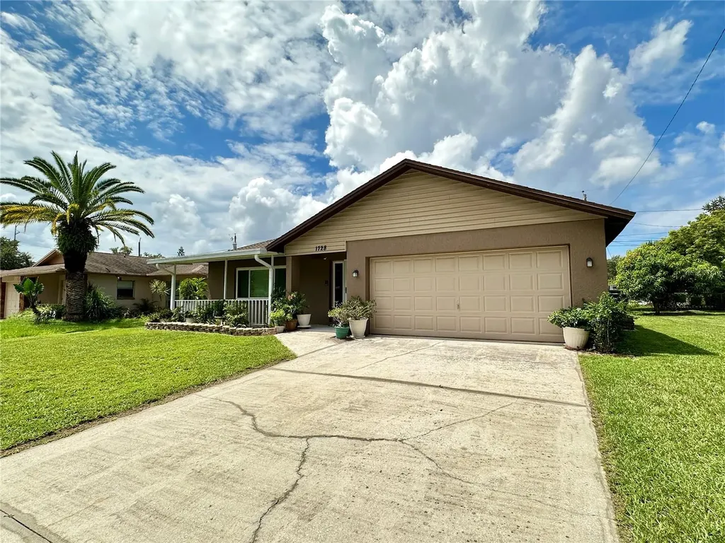 1728 W Lagoon Circle Clearwater FL 33765