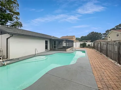 7303 Sunshine Circle Tampa FL 33634