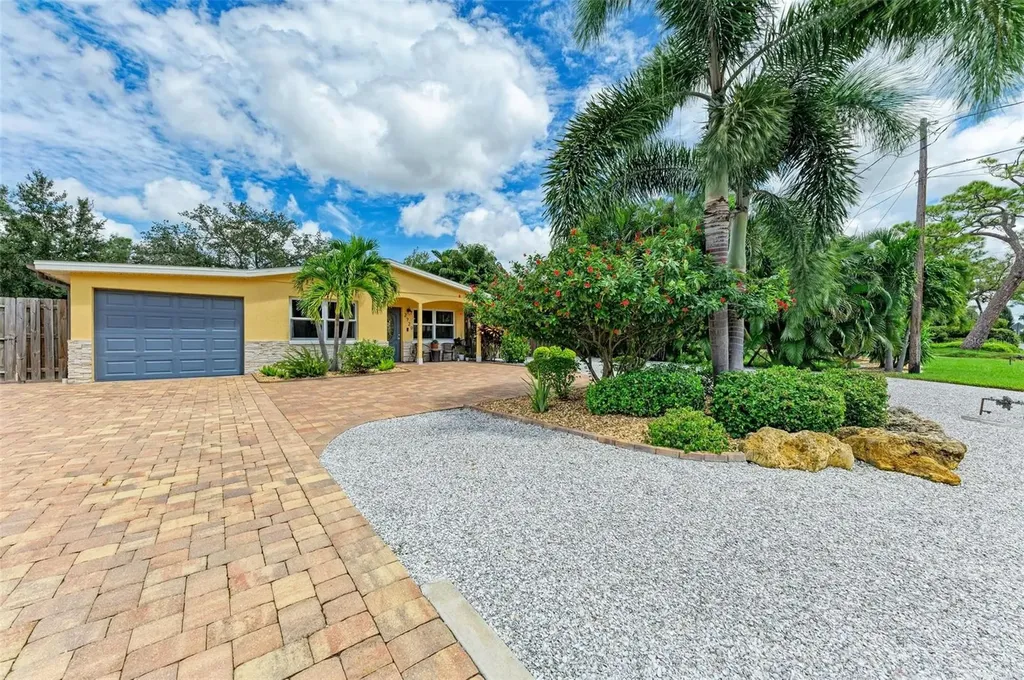2729 Arlington Street Sarasota FL 34239