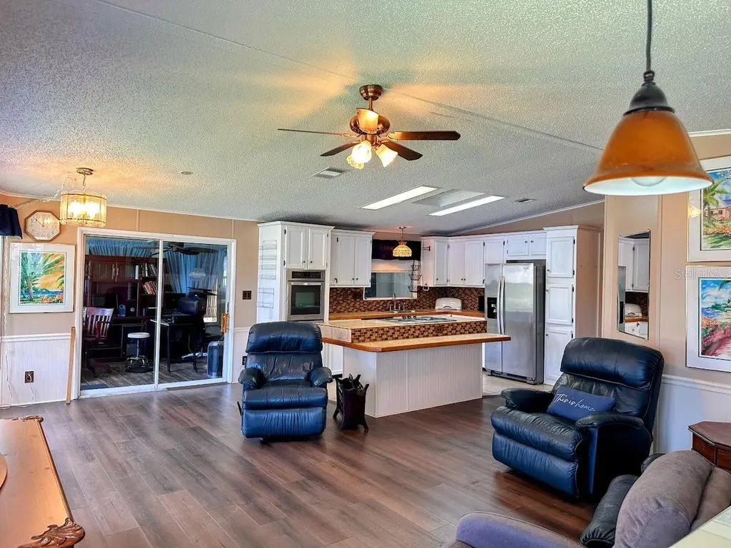 1001 Starkey Road Largo FL 33771