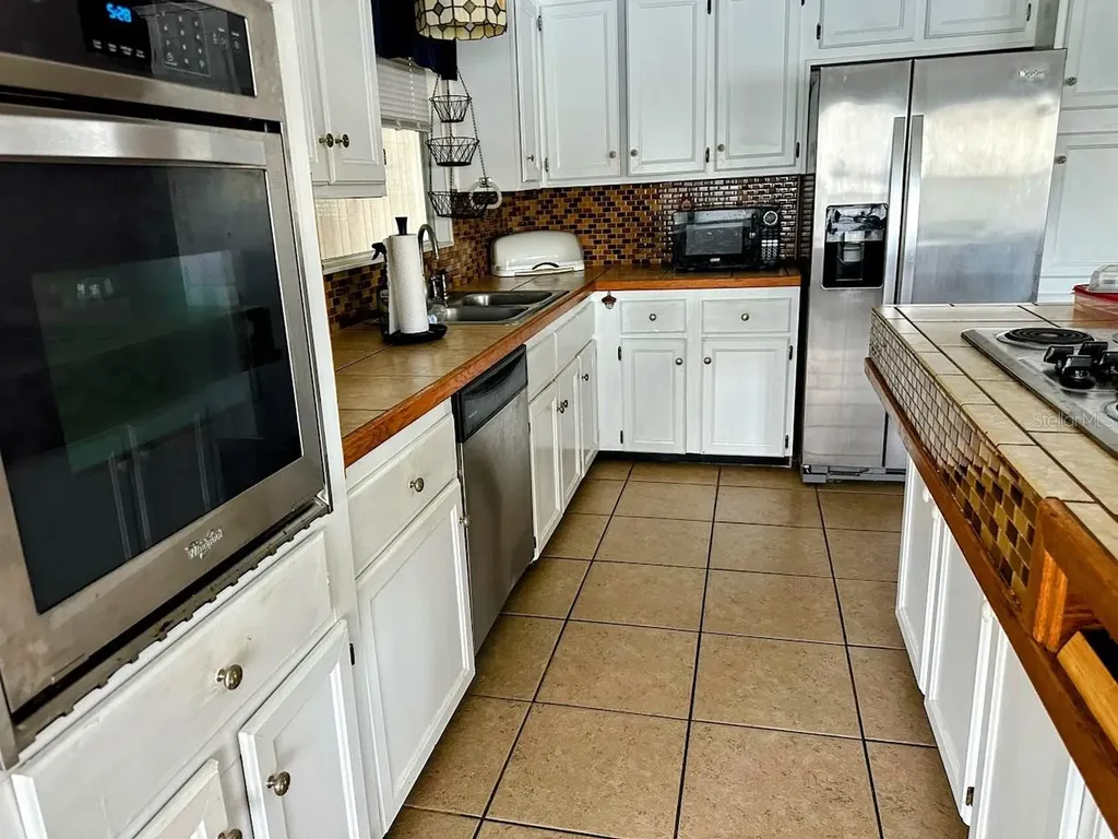 1001 Starkey Road Largo FL 33771