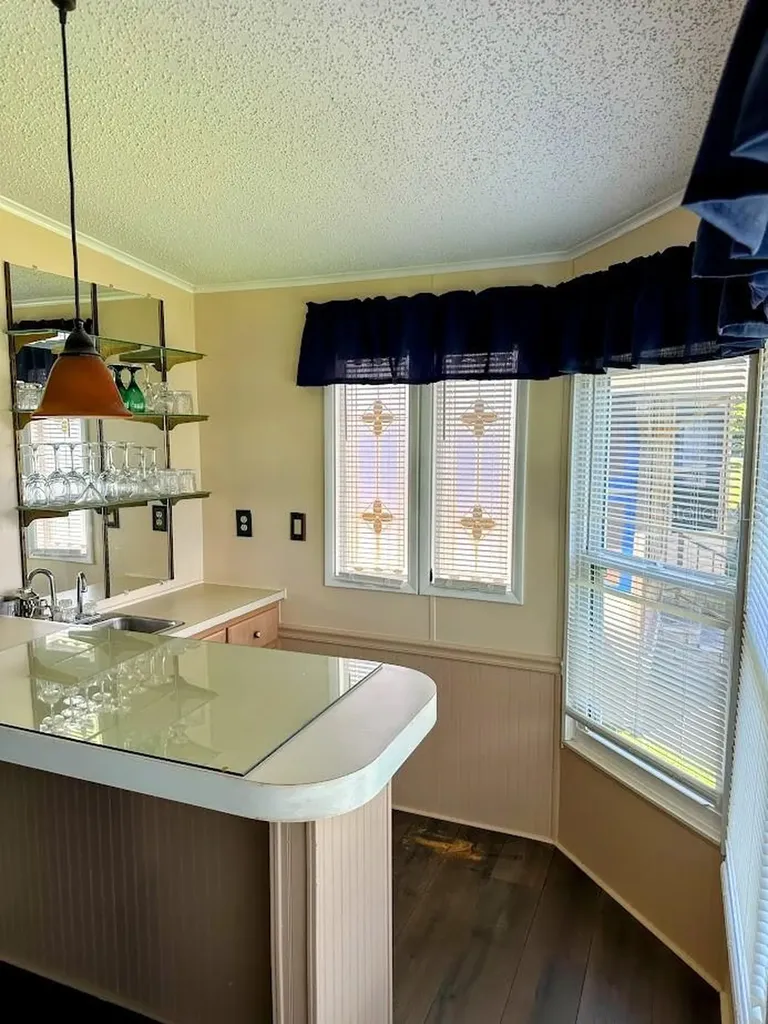 1001 Starkey Road Largo FL 33771
