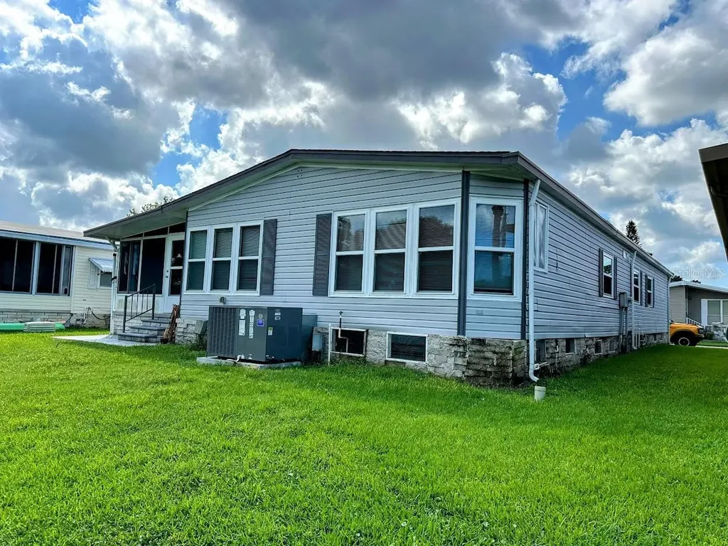 1001 Starkey Road Largo FL 33771