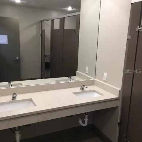 7211 N Dale Mabry Highway N Tampa FL 33614