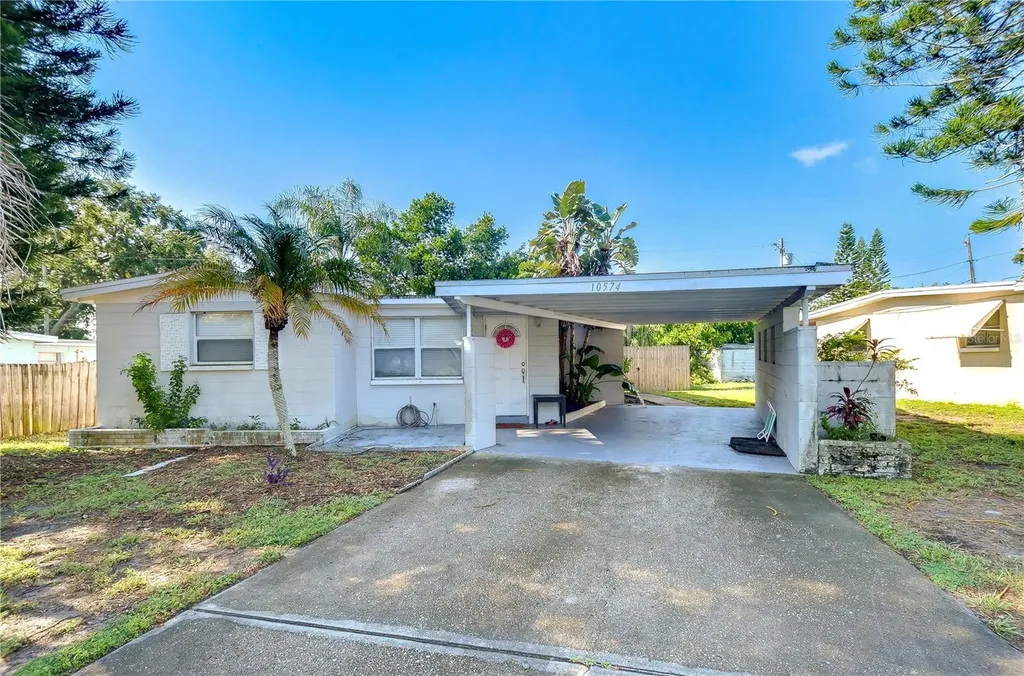 10574 112th Avenue Largo FL 33773