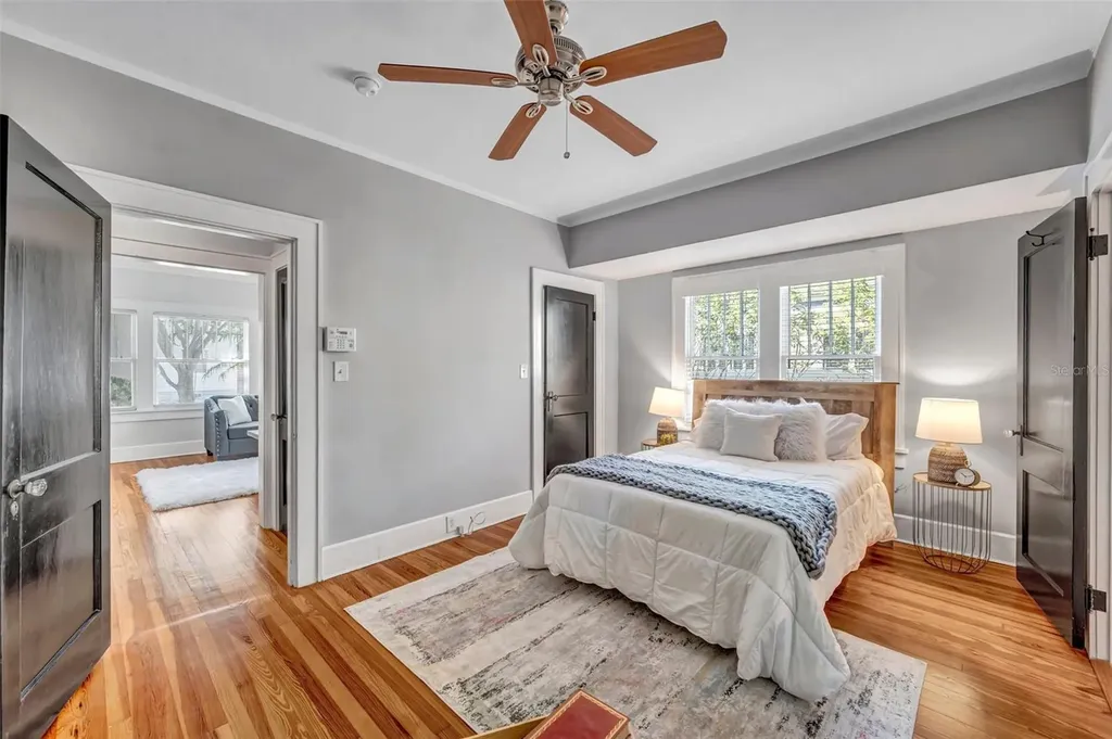 455 13 Th Avenue NE St Petersburg FL 33701