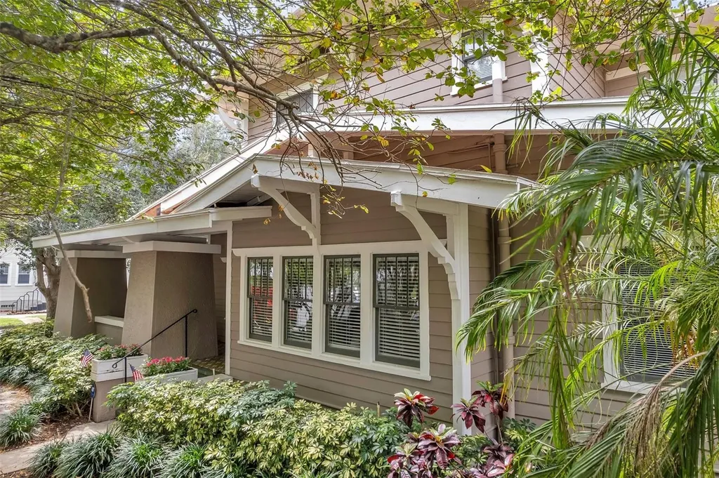 455 13 Th Avenue NE St Petersburg FL 33701