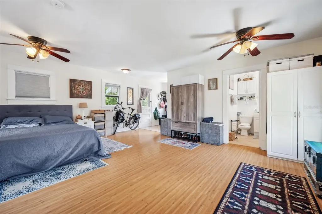 455 13 Th Avenue NE St Petersburg FL 33701