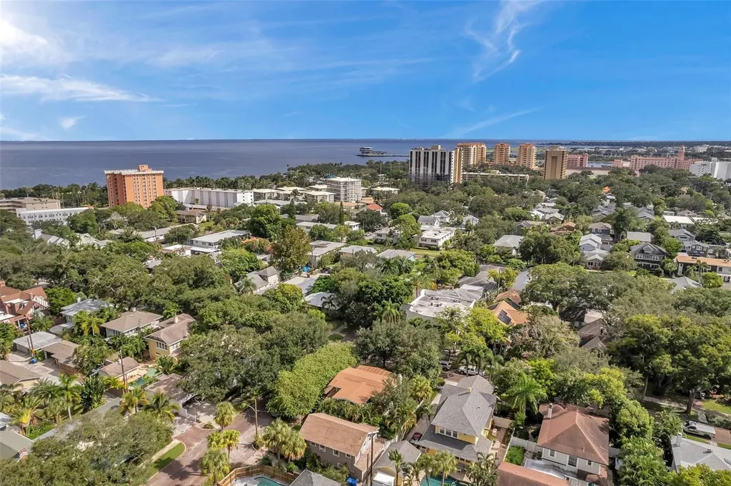 455 13 Th Avenue NE St Petersburg FL 33701