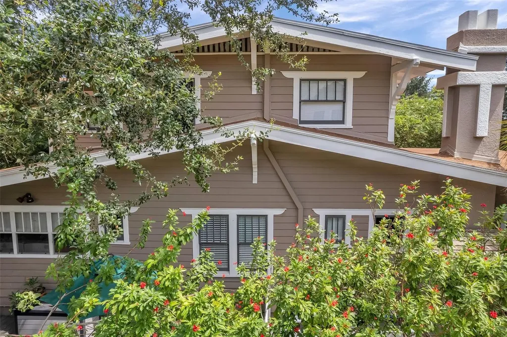 455 13 Th Avenue NE St Petersburg FL 33701
