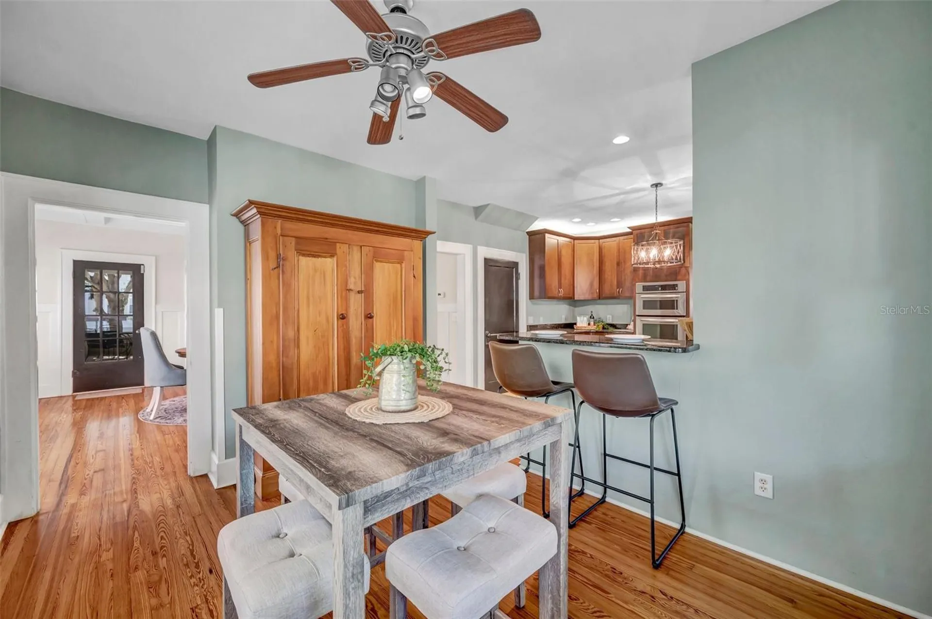 455 13 Th Avenue NE St Petersburg FL 33701