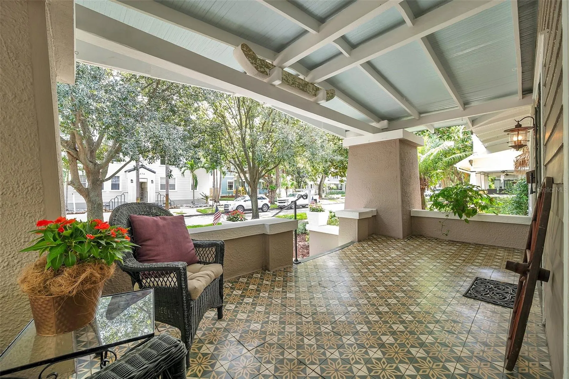 455 13 Th Avenue NE St Petersburg FL 33701