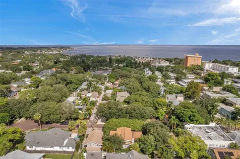 455 13 Th Avenue NE St Petersburg FL 33701