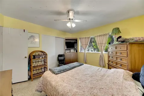 8101 23rd Avenue N St Petersburg FL 33710
