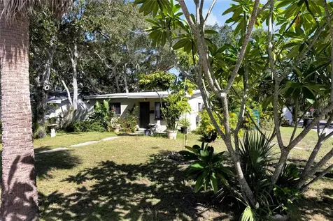 8101 23rd Avenue N St Petersburg FL 33710