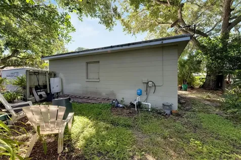8101 23rd Avenue N St Petersburg FL 33710