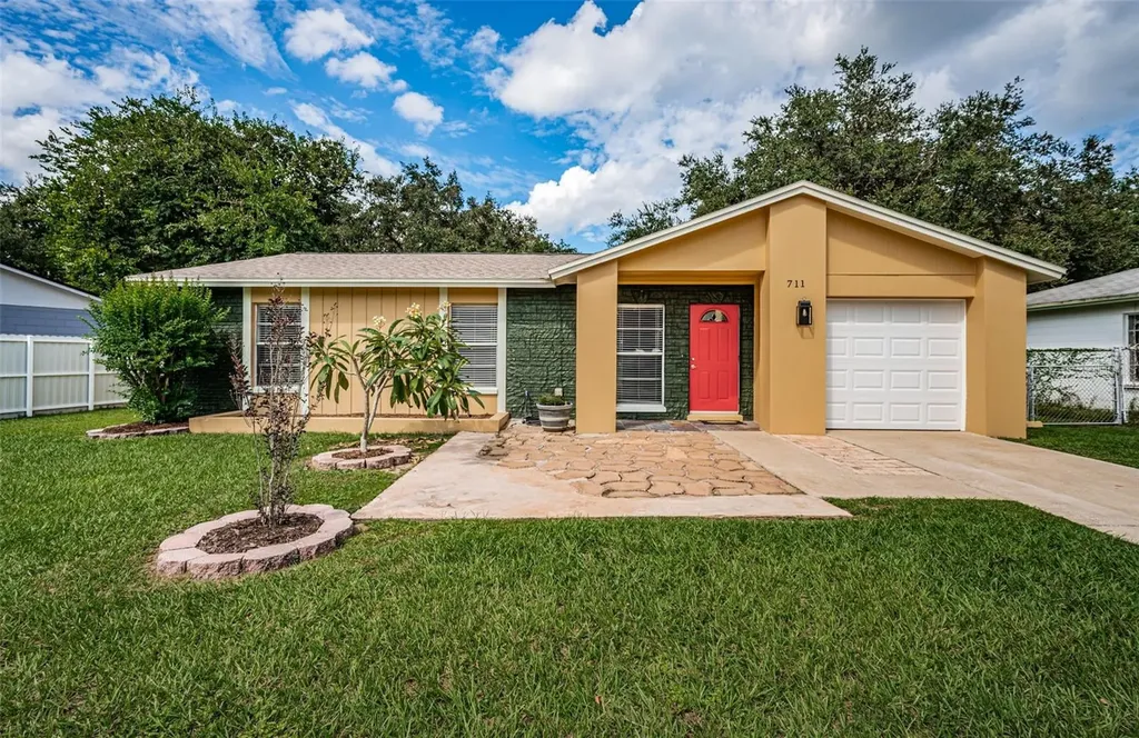 711 Innergary Place Valrico FL 33594