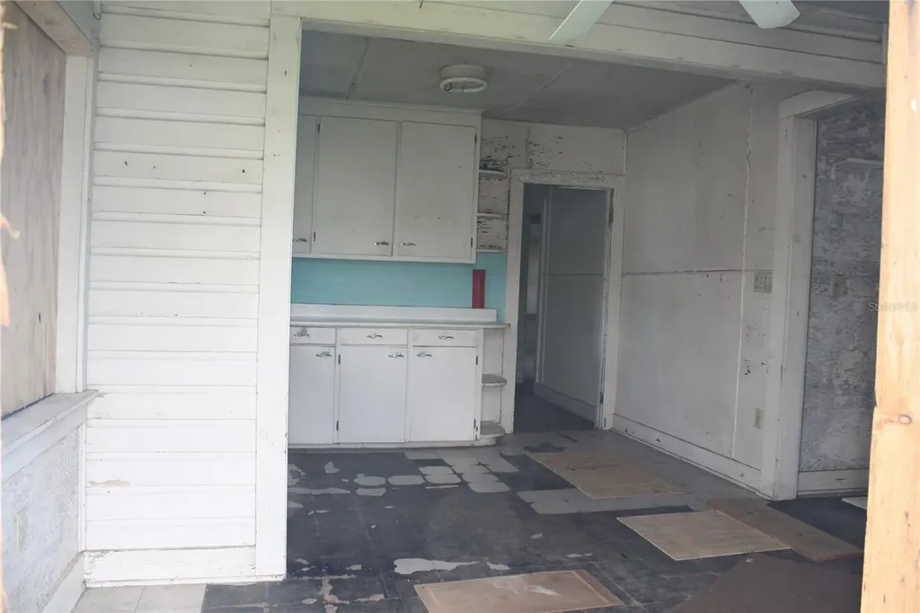 702 W Olympia Avenue Punta Gorda FL 33950