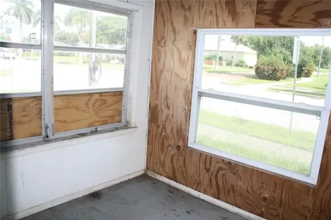 702 W Olympia Avenue Punta Gorda FL 33950