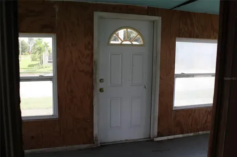 702 W Olympia Avenue Punta Gorda FL 33950