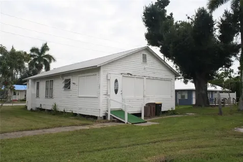 702 W Olympia Avenue Punta Gorda FL 33950
