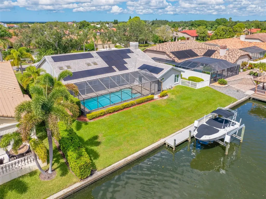 4819 Longwater Way Tampa FL 33615