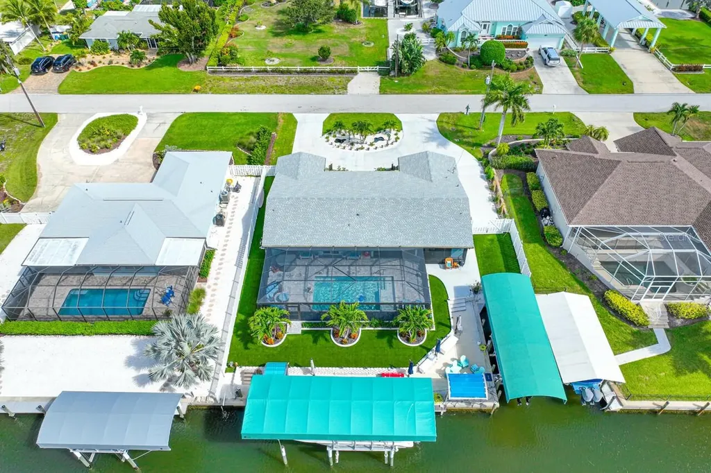 1945 Michigan Avenue Englewood FL 34224