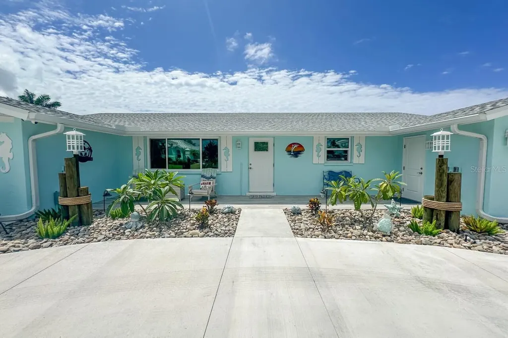 1945 Michigan Avenue Englewood FL 34224