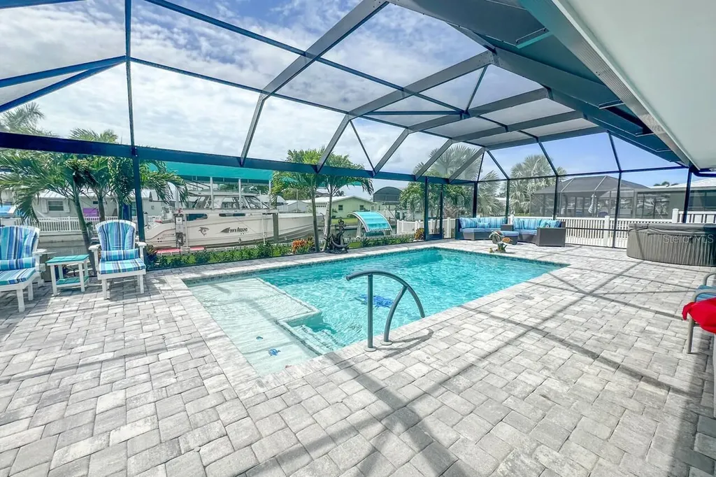 1945 Michigan Avenue Englewood FL 34224