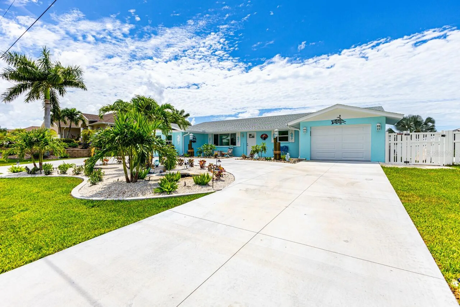 1945 Michigan Avenue Englewood FL 34224