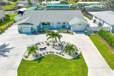 1945 Michigan Avenue Englewood FL 34224